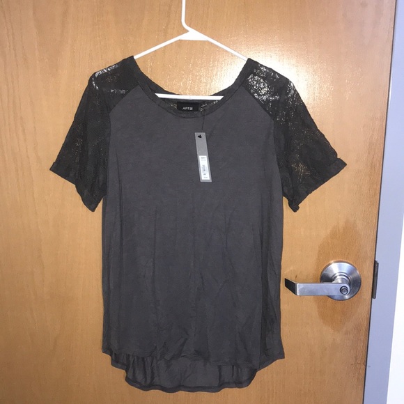 Apt. 9 Tops - Apt 9 Gray Laced Tee